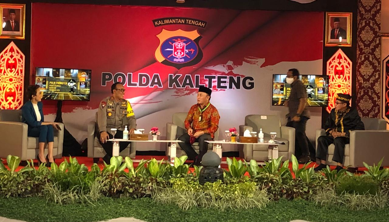  Gubernur Sugianto Hadiri Live Talks Show ‘Membangun Desa Pantang Mundur’