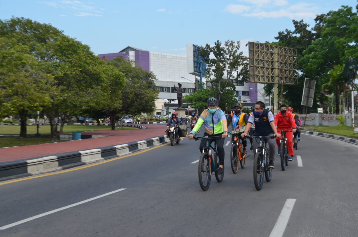  Sambut Hari Perhubungan Nasional, Sekda Ikuti Sepeda Santai