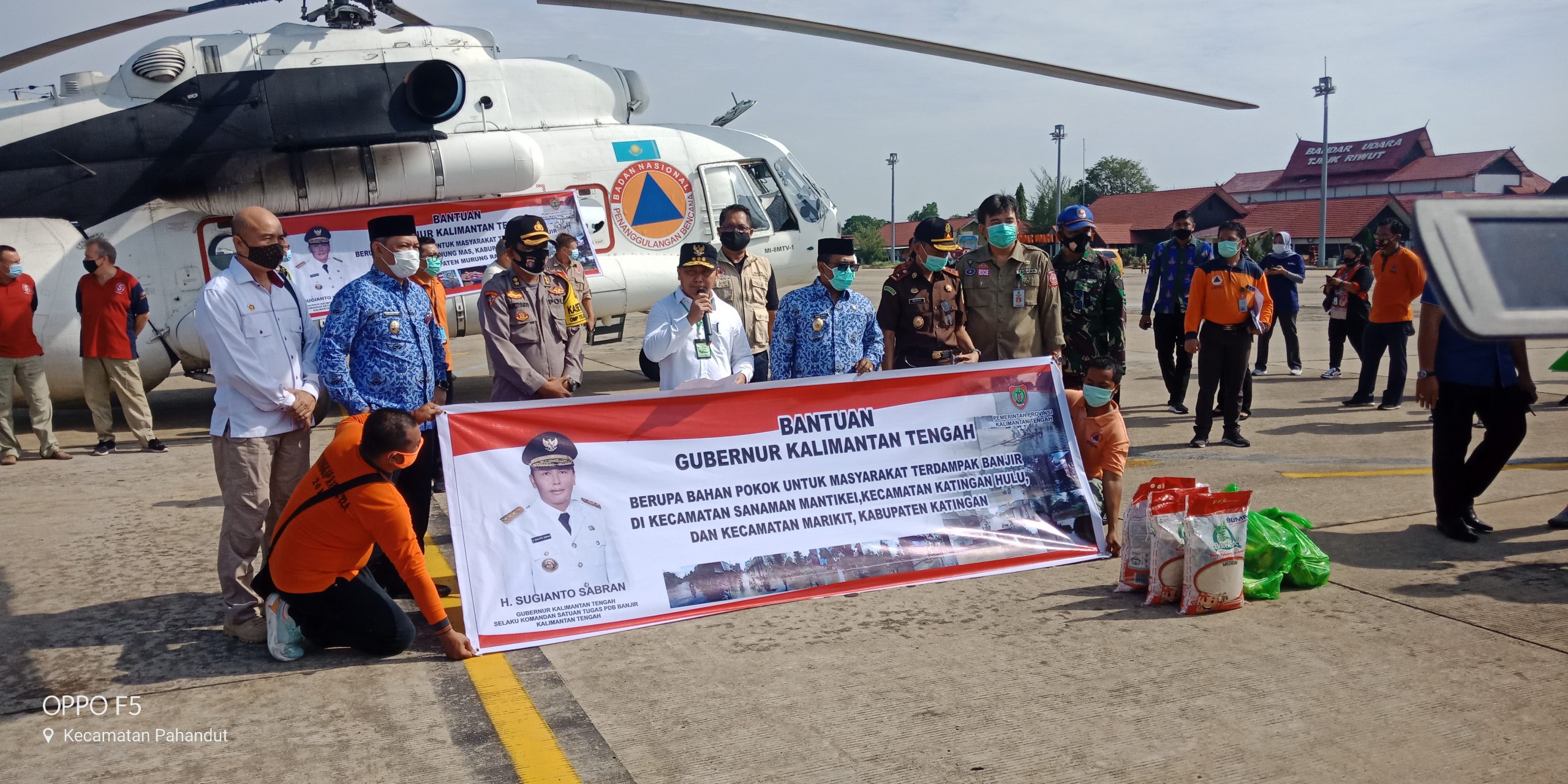  Pemprov Sediakan Helikopter dan Dapur Umum Bantu Korban Banjir di Enam Kabupaten