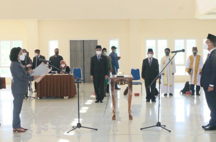  Taty Narang Lantik Direktur dan Ratusan Pejabat Fungsional RSUD Pulpis