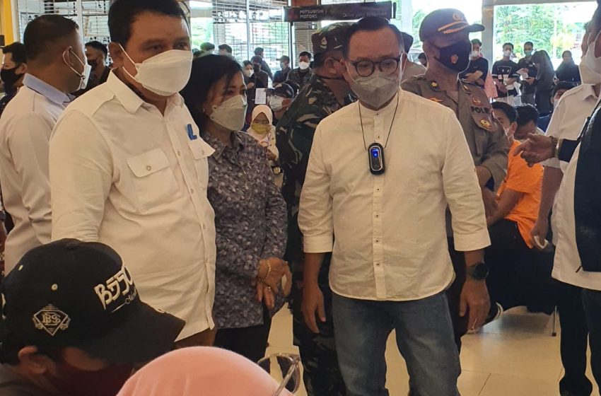  Bupati Apresiasi OJK – KADIN, Bantu Percepat Vaksinasi Terutama untuk UMKM