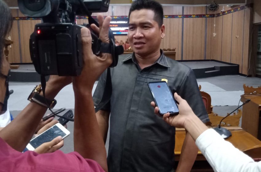  Ketua Praksi PKB Angkat Bicara Terkait Laka Akibat Jalan Rusak