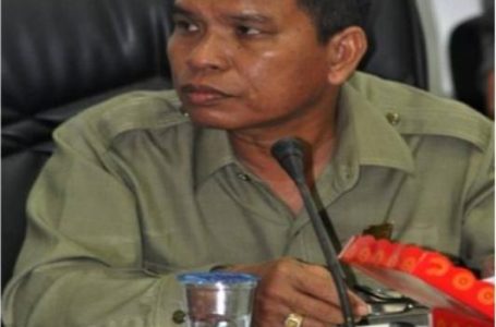 Fraksi Gabungan ARKS Berikan Ucapan Selamat Ulang Tahun Kepada Ketua DPRD