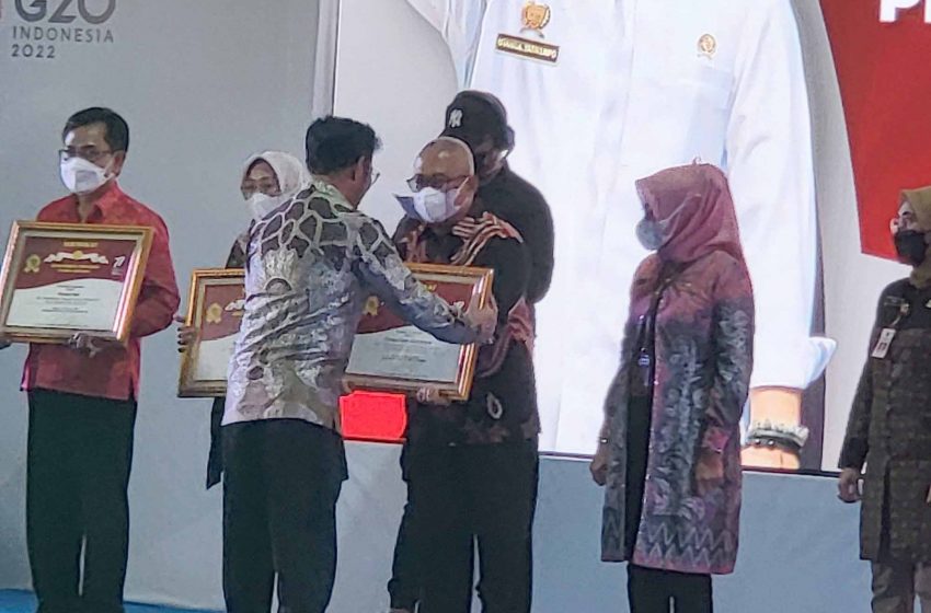  Kalteng Terima Penghargaan Dari Kementan Sebagai Provinsi Menuju Nol Kasus PMK