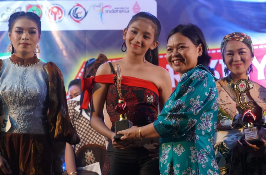  Dukung Pengembangan UMKM, Dekranasda Gelar Kriya & Wastra Kateng, Bertajuk “Dekranasda Ethnic Fashion Contest 2”  