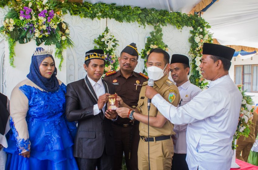  Tingkatkan Pencatatan Kependudukan Melalui Nikah Massal