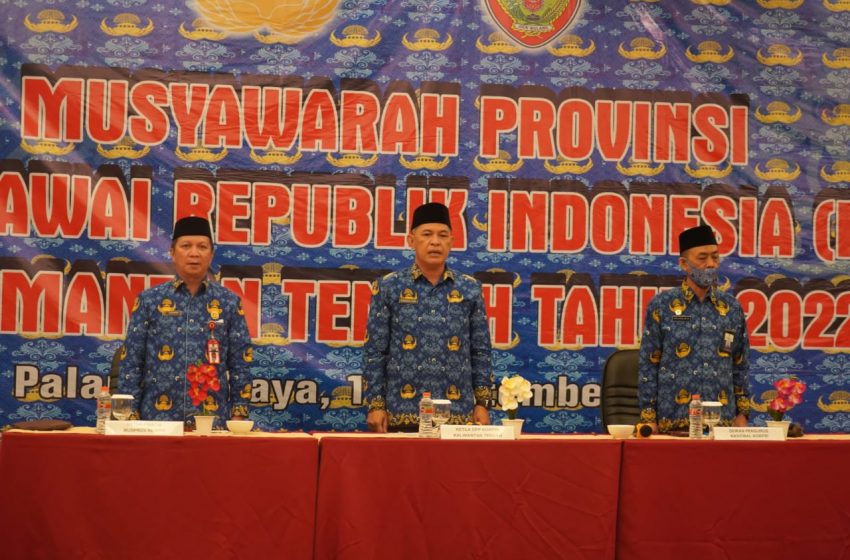  Jalankan Program-Program Pemerintah Pusat 