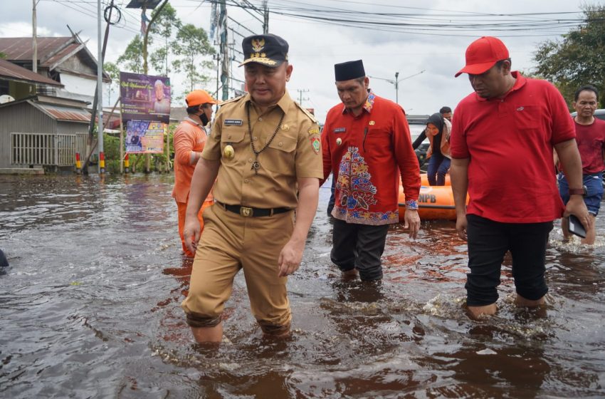  Gubernur Pastikan Bantuan Korban Banjir Harus Sampai Ketitik Tersulit