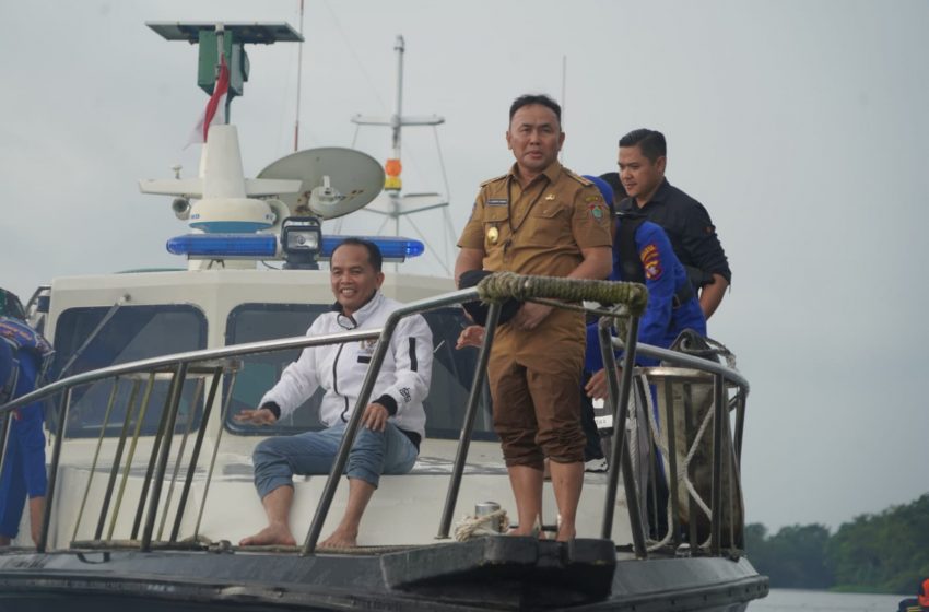  Susuri Sungai Arut Gunakan Speedboat, Gubernur akan Mengkaji Permintaan Masyarakat Untuk Bedah Kampung