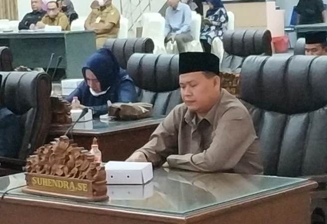 Suhendra,SE