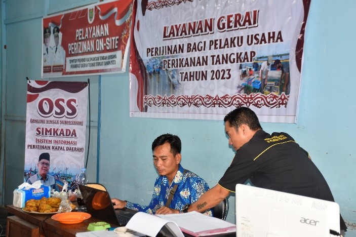 Layanan Pendaftaran oleh Petugas PP Kumai. (Foto/mmckalteng)