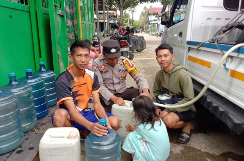  Legislator Demokrat Apresiasi Polres Mura Salurkan Bantuan Air Bersih Ke Warga