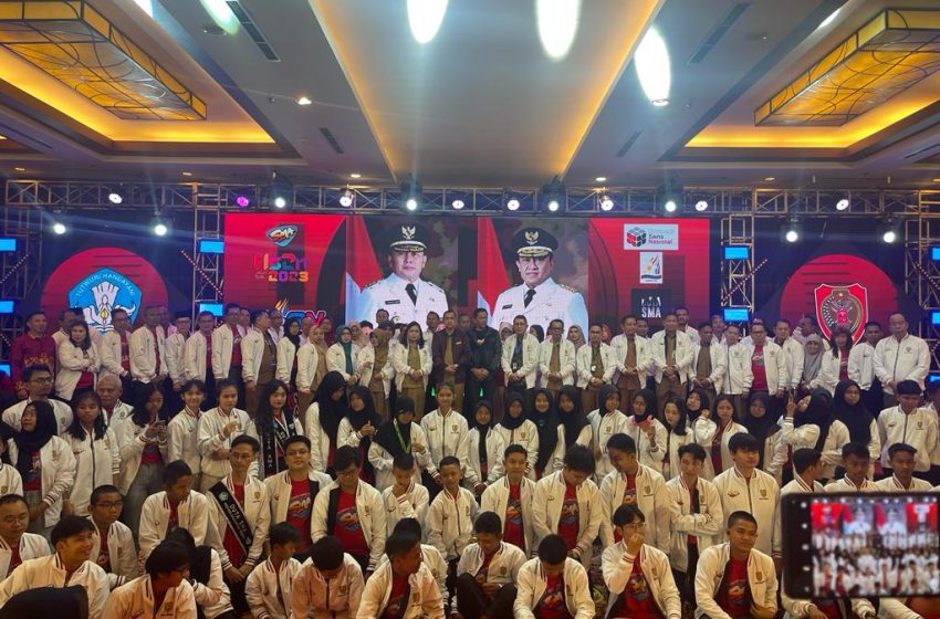 Pemprov Kalteng Berikan Penghargaan 128 Siswa Berprestasi Ajang Nasional dan Internasional