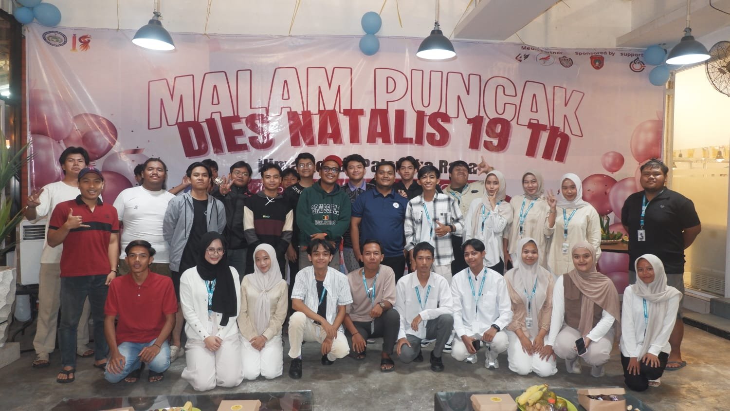Turnamen, Sponsor dan Home Band Meriahkan Malam Dies Natalis HIMA Kobar ke-19