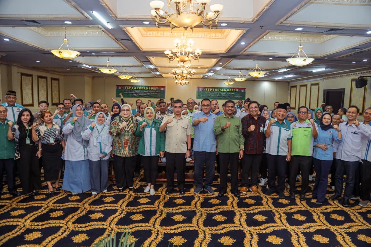 Menaker: Hubungan Industrial Harus Naik Kelas agar Pekerja Tak Tertinggal oleh AI