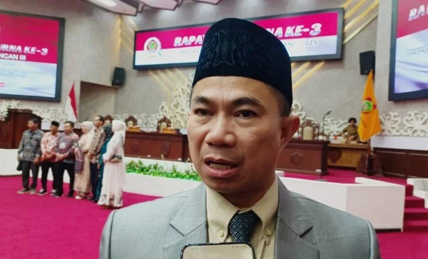 Awasi dan Dukung Penguatan Bank Kalteng