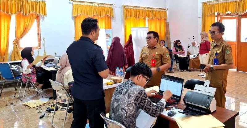 Gelar Eazy Paspor, Disnakertranskop UKM Barito Utara Terima 263 Pemohon 