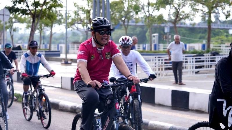 Bupati Barito Utara H. Shalahuddin Pimpin Gowes Bersama, Ajak Masyarakat Terapkan Hidup Sehat