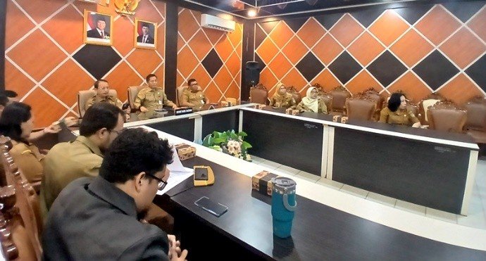 Pemkab Barut Ikuti Rakor Virtual Pengendalian Inflasi
