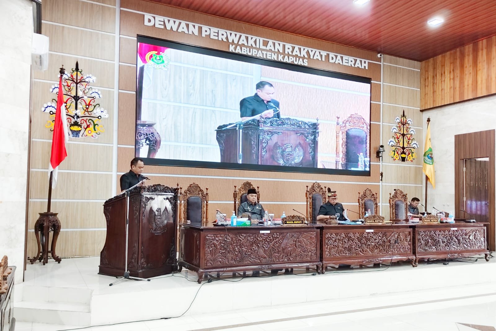 Pansus DPRD Kapuas Nyatakan Sembilan Raperda Layak Disahkan, RTRWK Ditunda