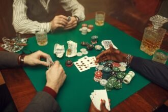 male poker players gaming table with green cloth 266732 10116